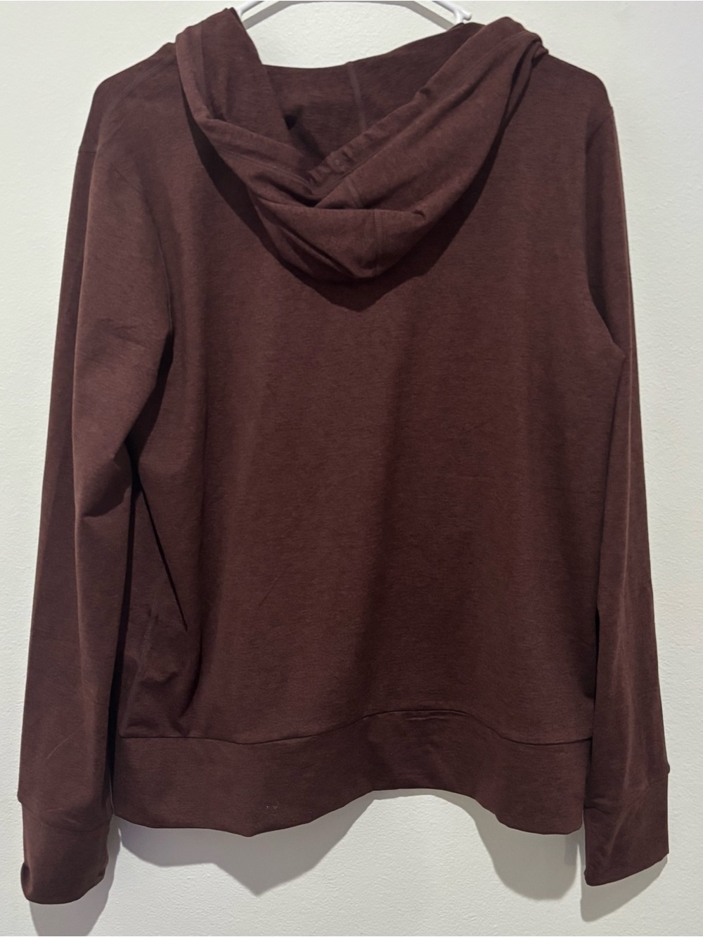 NWT Vuori Halo Performance Hoodie 2.0 Ruby Heather - Picture 2 of 7